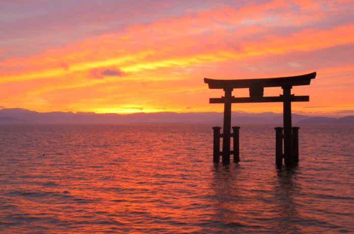 琵琶湖の畔