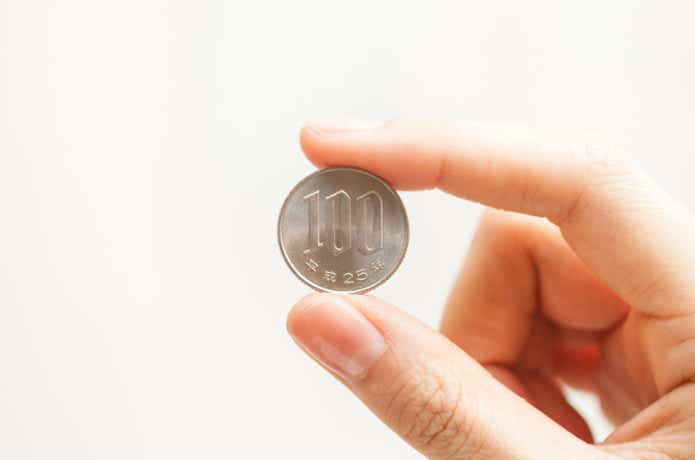 100円
