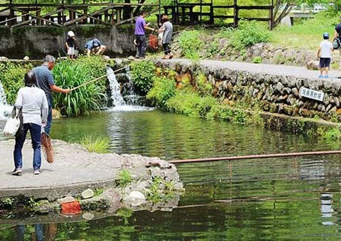 万古渓養魚観光センター
