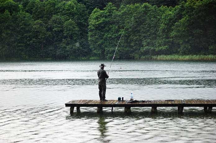 雨の日の釣り