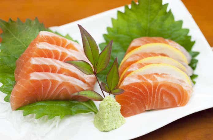 ビワマス料理の画像