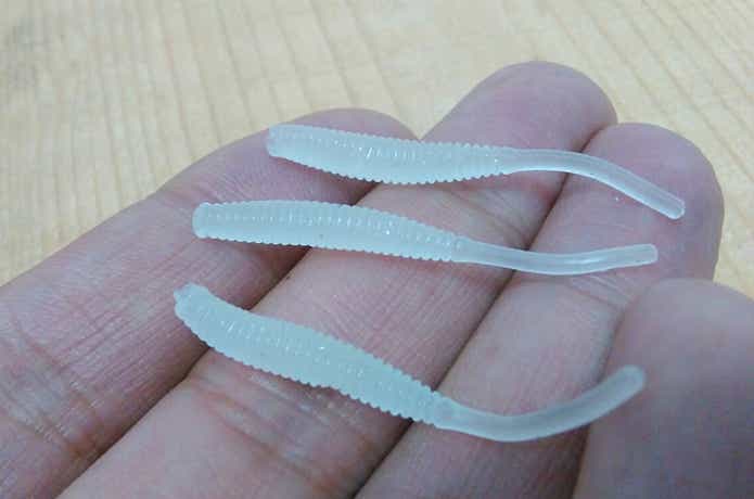 ダイソーのワーム