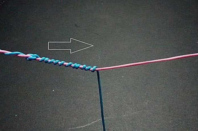 ミッドノットの結び方手順2の画像