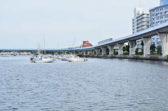 野島公園駅前