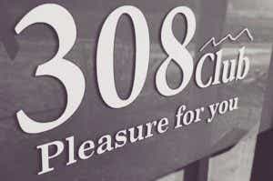 308clubの看板