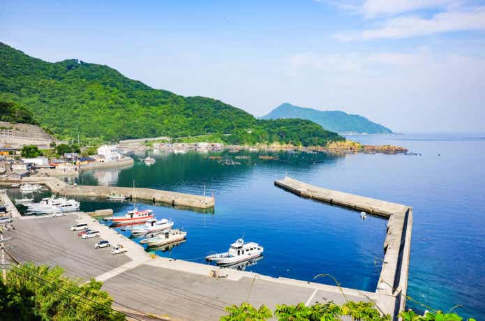 衣奈漁港