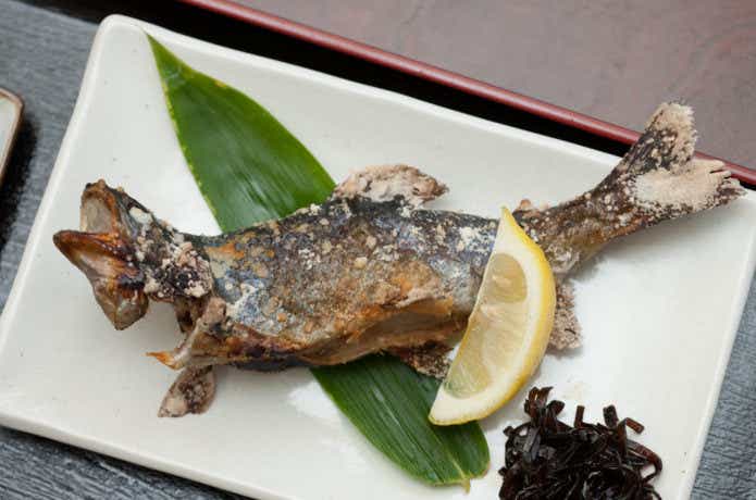 岩魚の塩焼きの画像