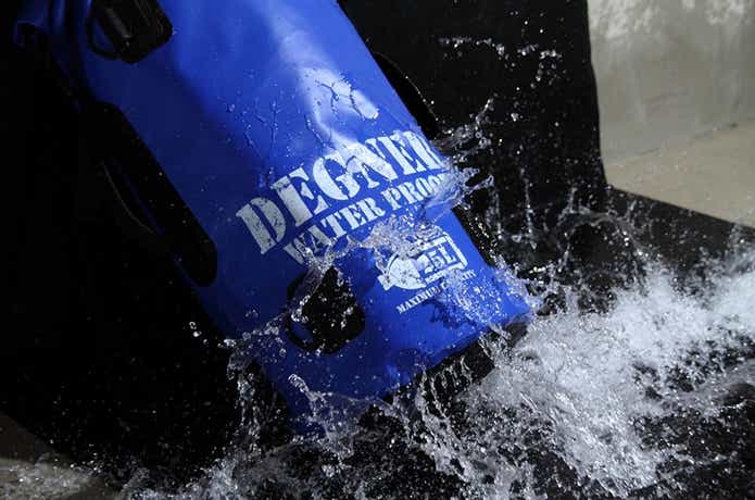 デグナーの防水バッグ