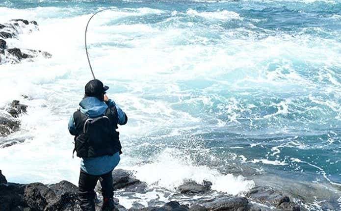 海　ルアー釣り