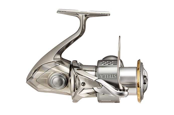 SHIMANO シマノ18ステラ 3000MHG スピニング リール 4000番 - フィッシング