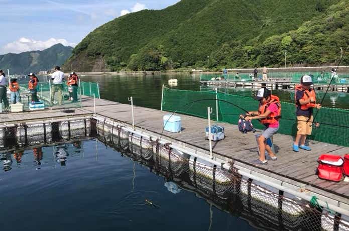 海上釣堀