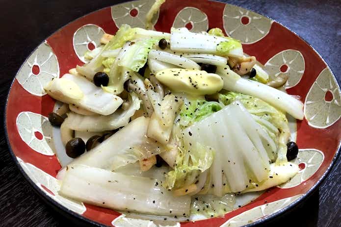 イカと白菜のガリバタ炒め