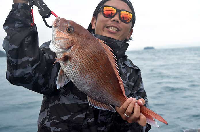 ひとつテンヤで釣れたタイ