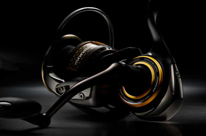 SHIMANO スピニングリール ブラック/ゴールド ブラック×ゴールドの“カッコよすぎる”スピニングリール10選