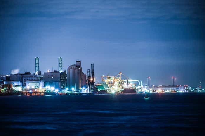 夜の釣り場の画像