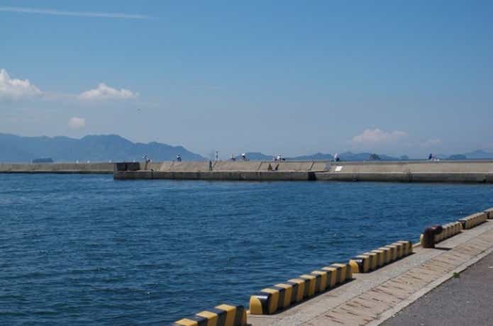 漁港