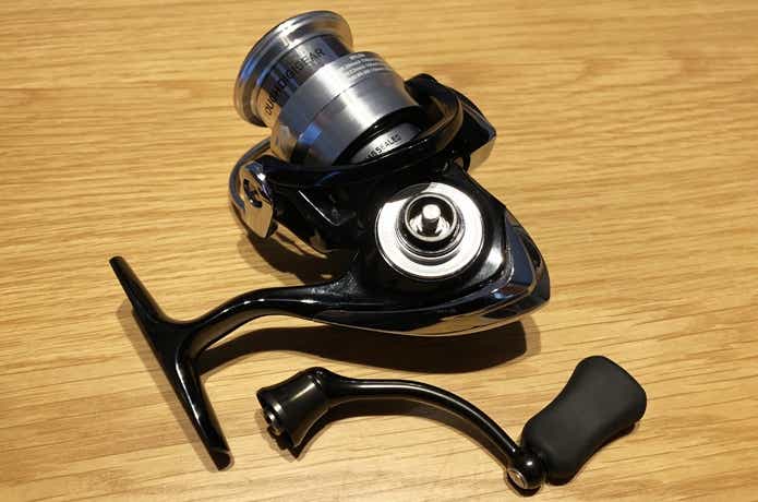 ττDAIWA ダイワ スピニングリール キズ有 程度C 19レグザ LT2500S-XH-