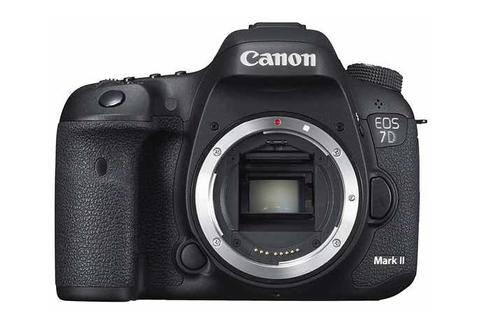 CANON EOS 7D Mark II