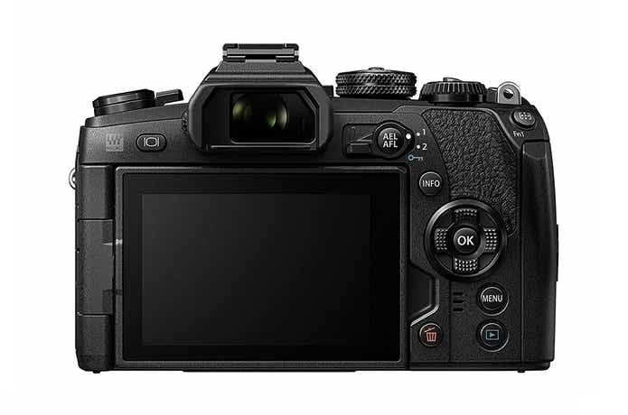 OLYMPUS E-M1 Mark II