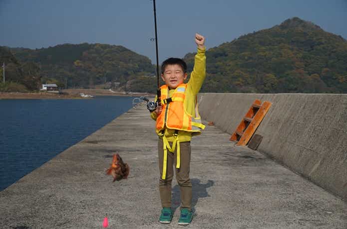 ファーストキャストでエサ釣り