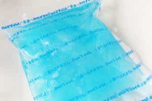 いらなくなった保冷剤の捨て方 & 活用方法を知ろう