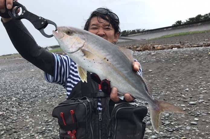 ショアジギングの画像