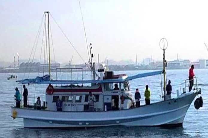 明石の釣り船の画像