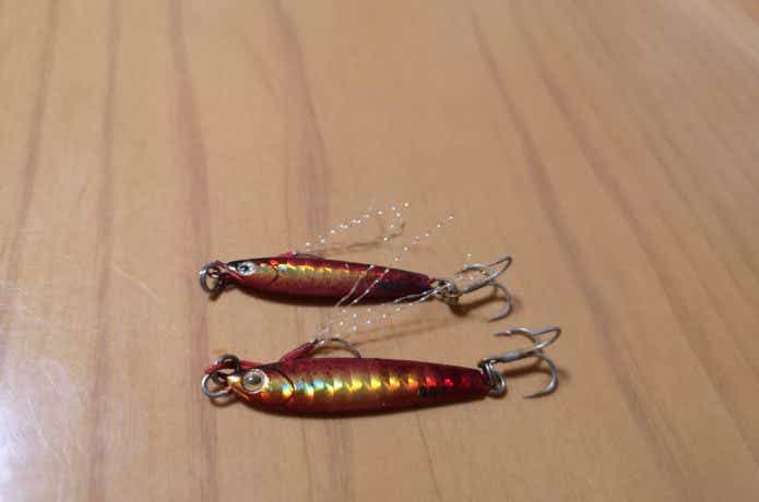 小型のメタルジグ