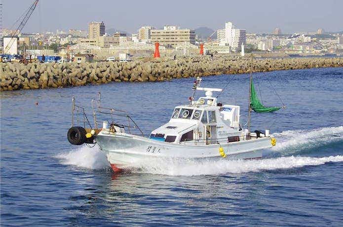 明石の釣り船の画像