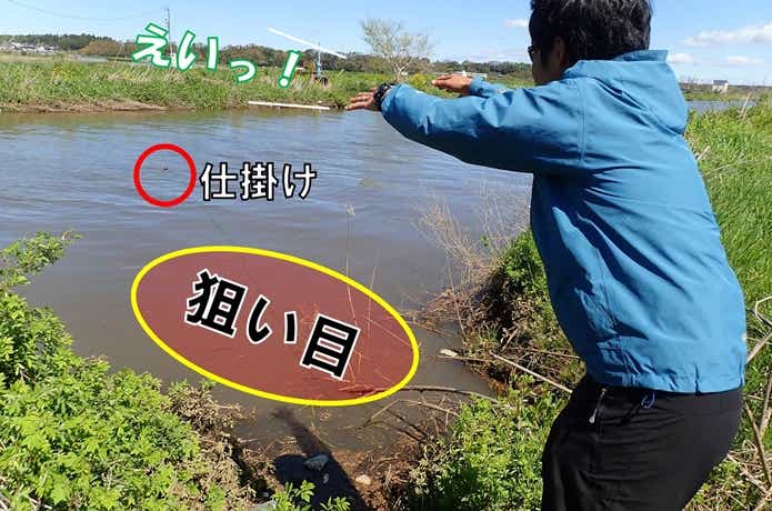 カミツキガメ釣り　仕掛け投入