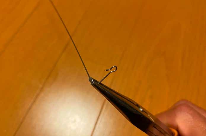 ワームのズレが激減！超格安ワームロックの作り方を解説 | TSURI