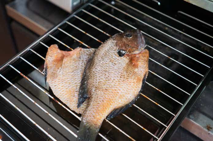 ブルーギル塩焼き