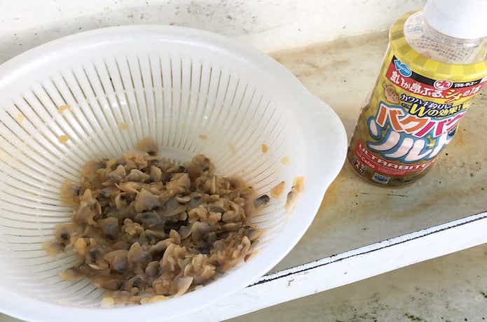カワハギ釣りのエサの画像