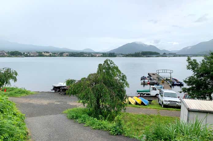 河口湖の浅川