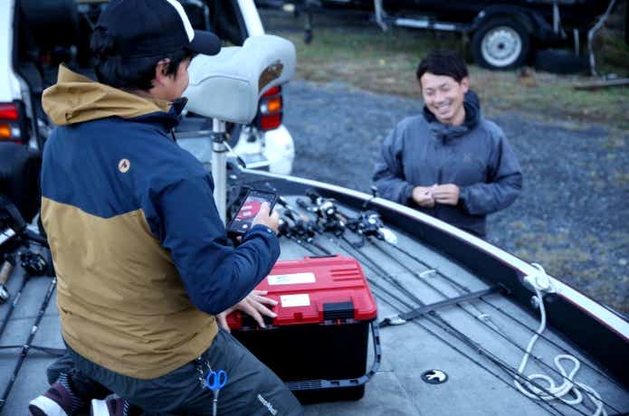 荷物の積み込み