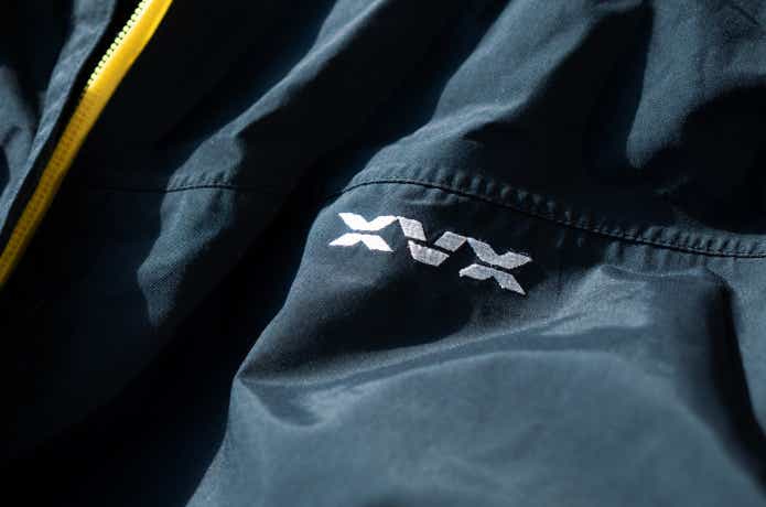 10年愛用】ダイワの本格防寒スーツ『XVX』をレビュー。いいものは 