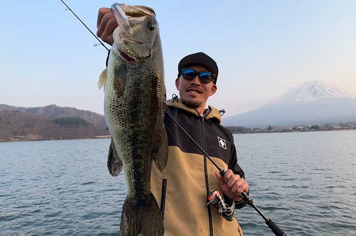 河口湖のビッグバス