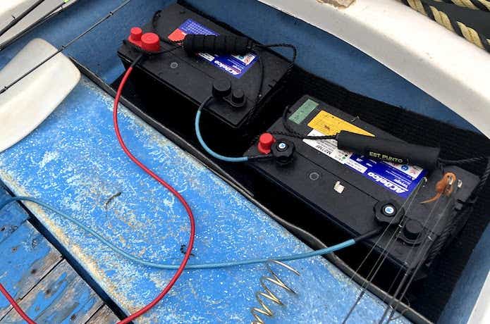 バス釣りのエレキで使う「バッテリー」の全て。選び方・繋ぎ方・充電