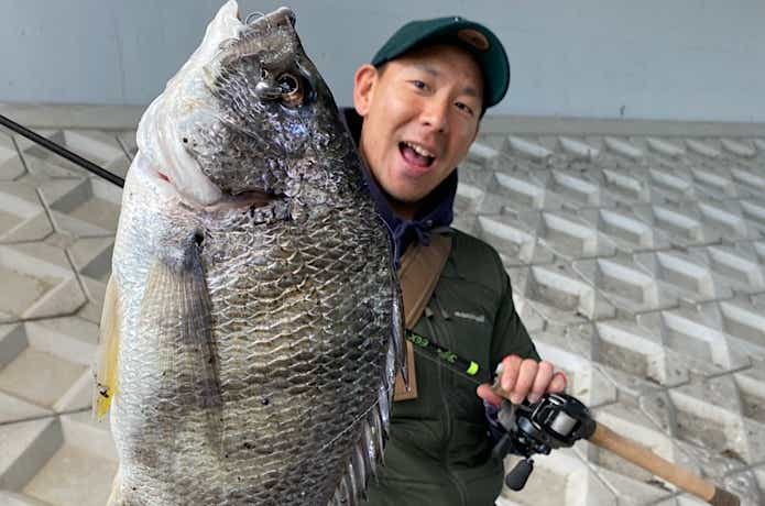 チニングのベイトタックルの画像