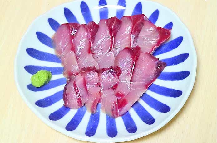 イナダ　刺身