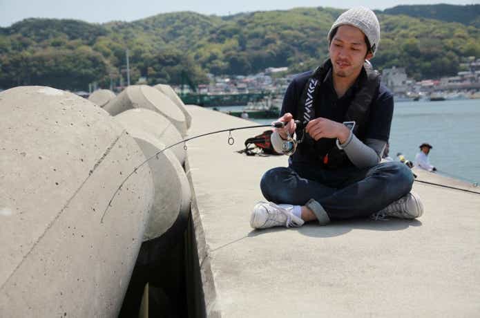 穴釣りの画像