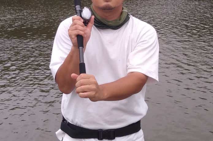 脇を締める