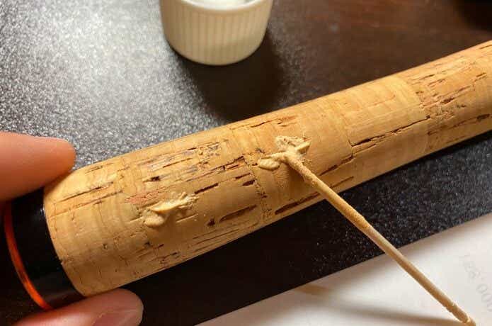 コルクグリップの目抜けを補修しよう！一番綺麗になる補修剤も