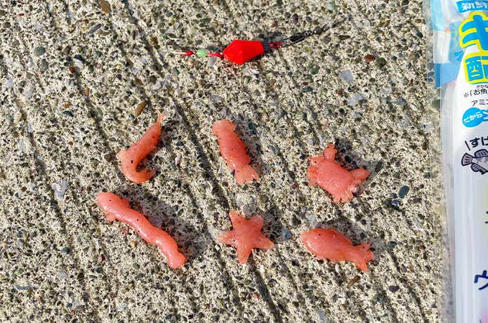 色々な形の人工餌（お魚ガブッちょ）
