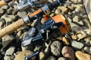 中古スピニングリール