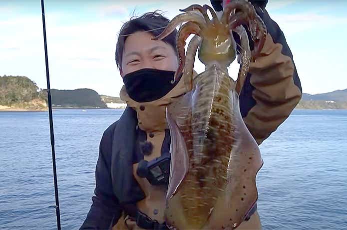 ダイソーロッドで釣ったアオリイカ