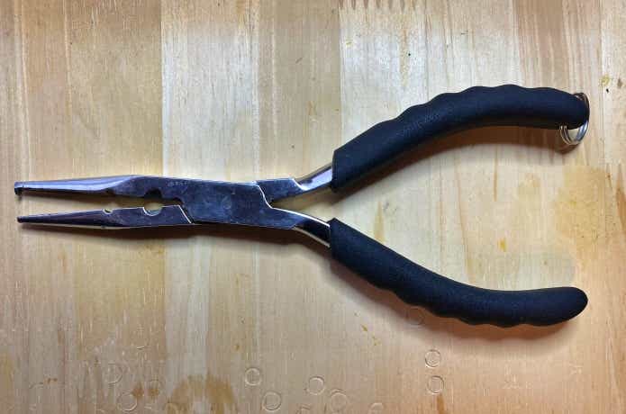 中型のスプリットリングプライヤー
