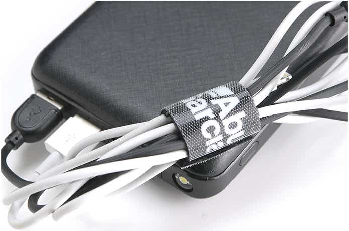 アブ マルチベルトでケーブルを束ねる