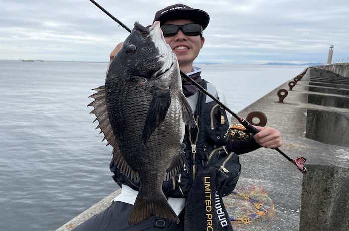銀参郎アルティメイトで釣ったチヌ