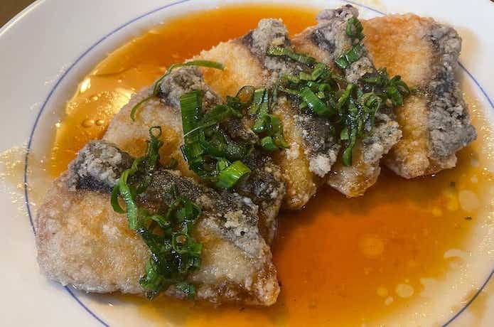 淡路じゃのひれフィッシングパークで釣ったヒラマサの唐揚げ